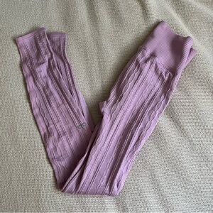 alo pink leggings